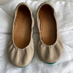 Tieks ( Taupe / Nude ) Leather Ballet Flats size 6